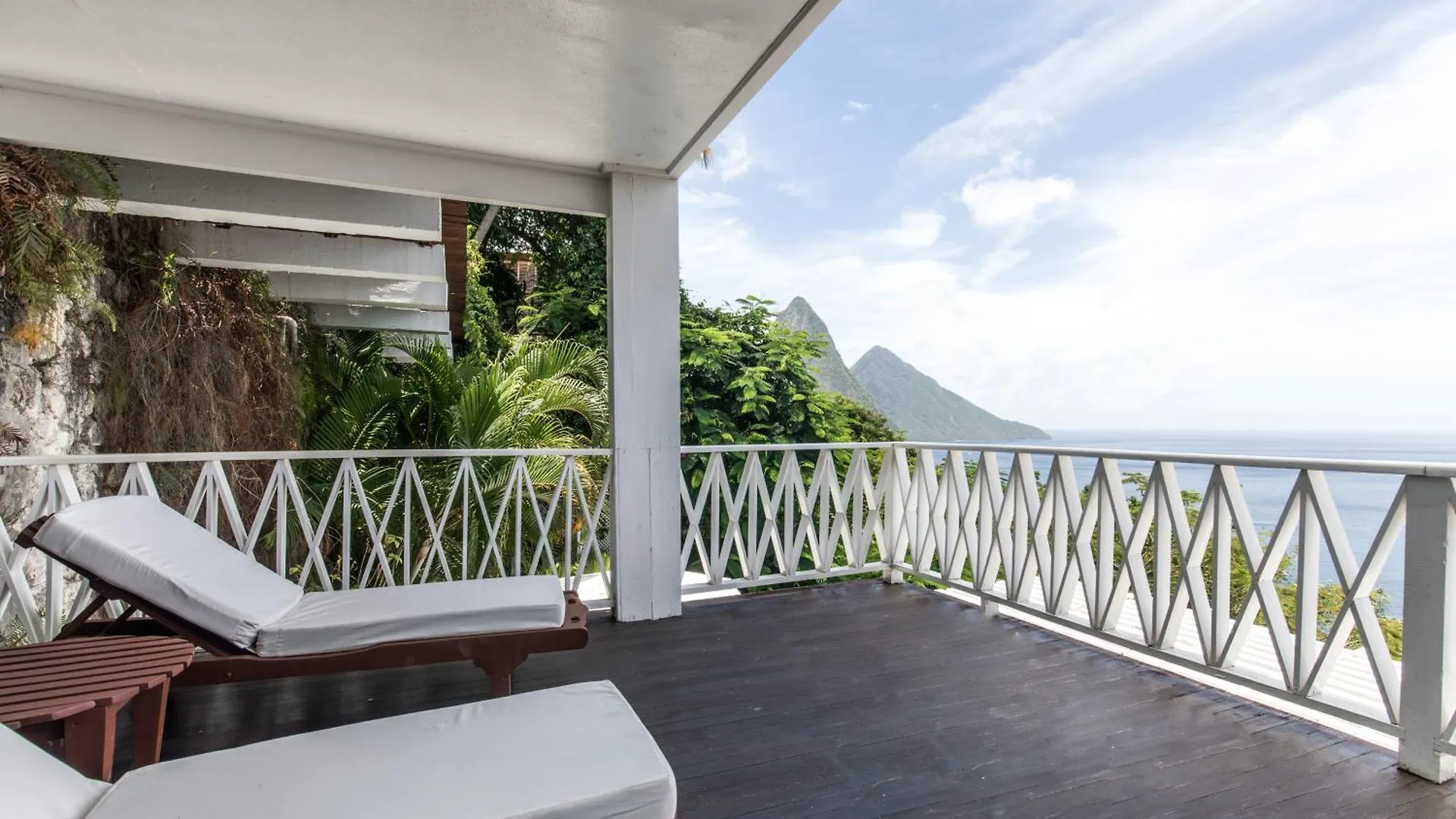 Bananaquit House - Soufriere Villa